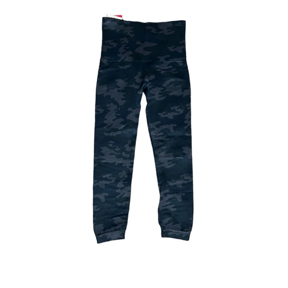 Spanx Cropped lamn Leggings Black Camo 20099R - Picture 7 of 9